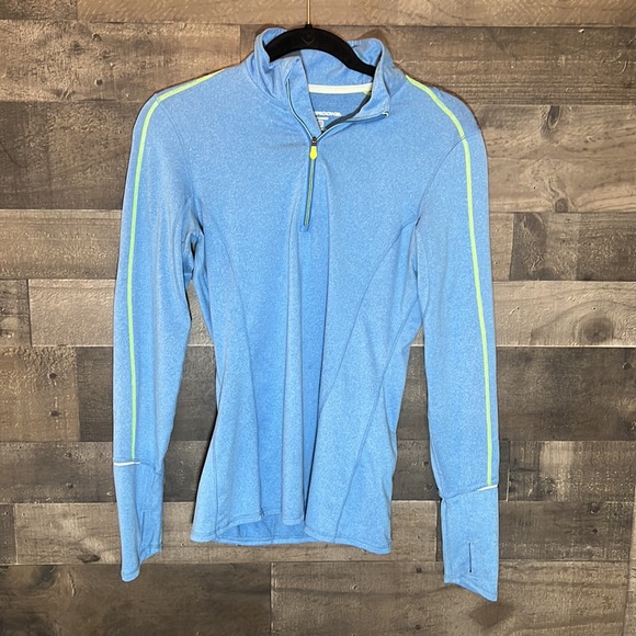 Brooks Tops - Brooks Long Sleeve Activewear Top